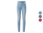 Lichtblauwe skinny jeans voor dames.