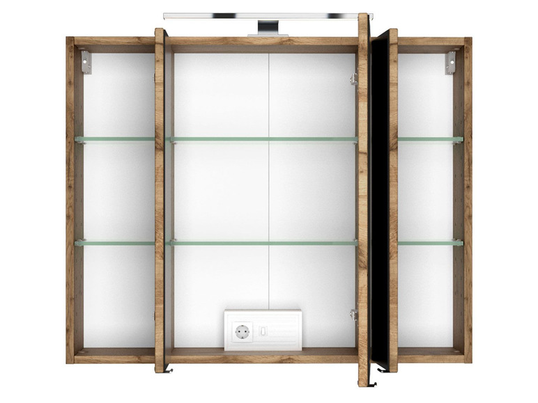 Een houten badkamerkast met spiegels, glazen planken en verlichting.