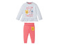 Winnie de Poeh babyset met grijze trui en roze broek.