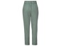 Groene broek met elastische tailleband.