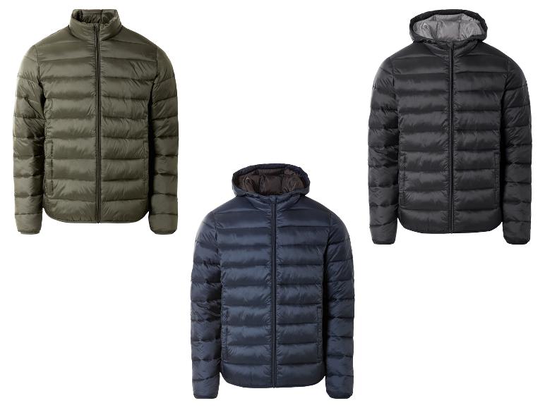 Drie donsjassen in verschillende kleuren: olijfgroen, zwart en donkerblauw.