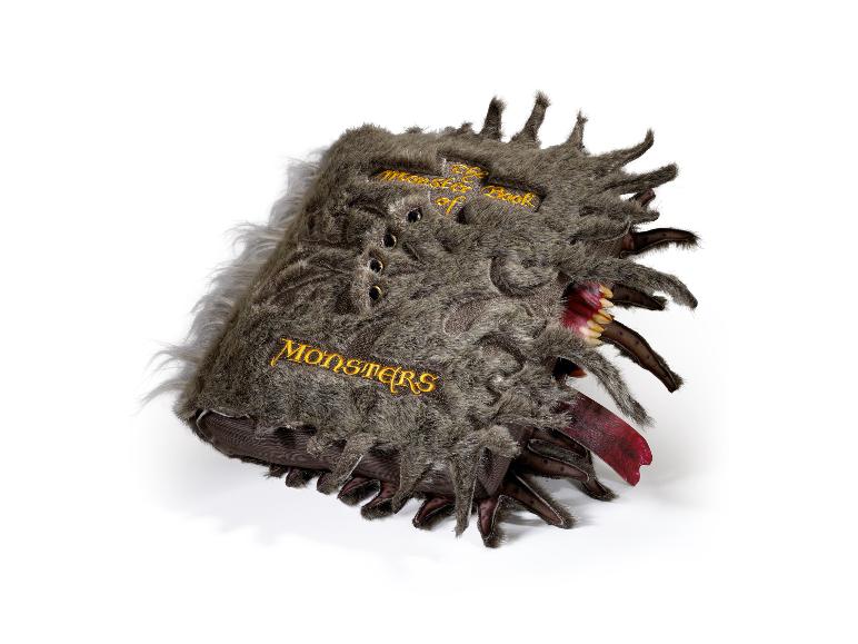 The Noble Collection Het Monsterlijke Monsterboek grote pluche knuffel