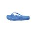 Blauwe platform slippers met ruitpatroon.
