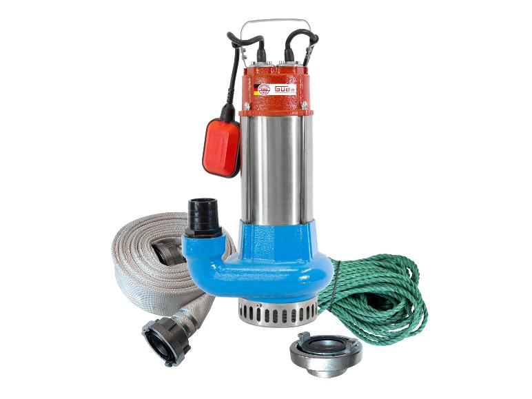 Güde dompelpomp met slang, touw en accessoires op een witte achtergrond.