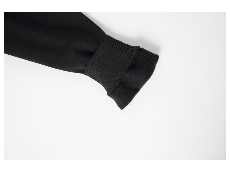 Zwarte manchet van een hoodie of trui