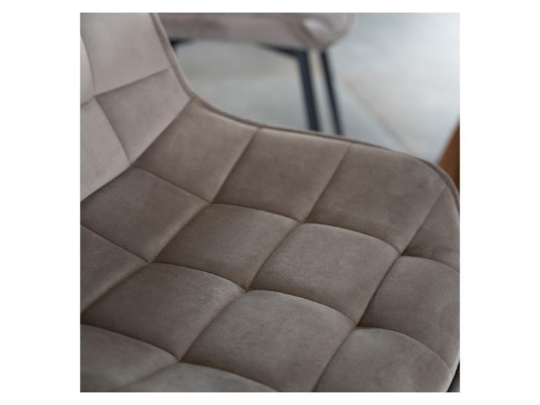 Grijze gewatteerde stoelzitting