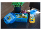 Donald Duck lunchbox en drinkfles, fruit, broodje.