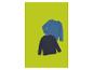 Twee kinderlongsleeves, één blauw en één donkerblauw, op een groene achtergrond.