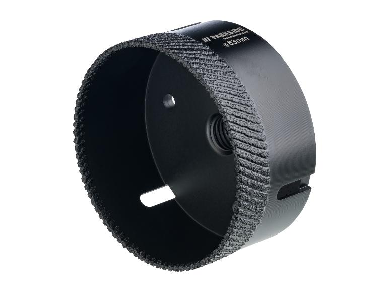 Zwarte gatenzaag met een diameter van 83 mm en een gekartelde rand.