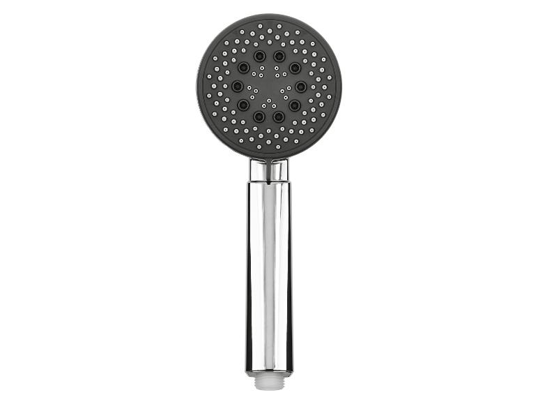 Zwarte en chromen douchekop met meerdere straalinstellingen.