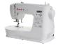 Witte naaimachine met display en diverse steekpatronen.