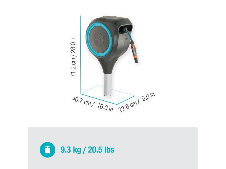 Gardena tuinslangrol met een slang en sproeikop.