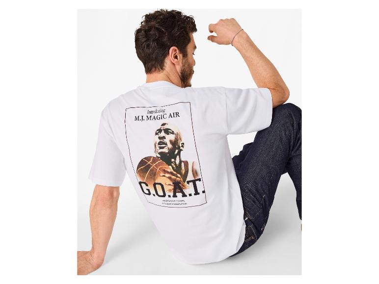 Wit heren T-shirt met grafische print van een basketballer en tekst 'M.J. MAGIC AIR G.O.A.T.'