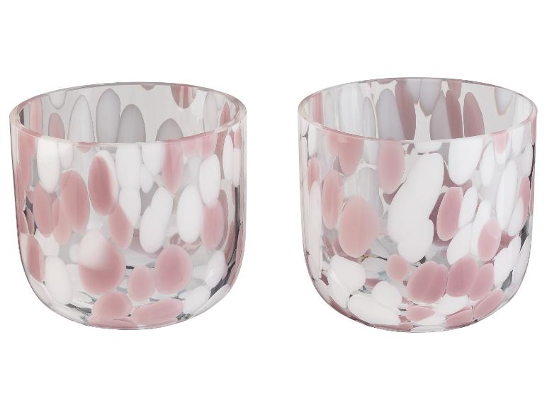 Twee glazen vazen met roze en witte spikkels.