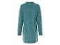 Een teal gebreide jurk met ribbels.