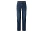 Donkerblauwe herenjeans met rechte pijpen.