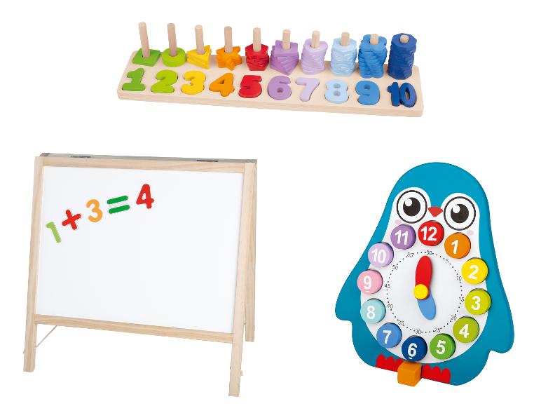 Houten speelgoed voor kinderen: vormen sorteerder, whiteboard en pinguïn klok.