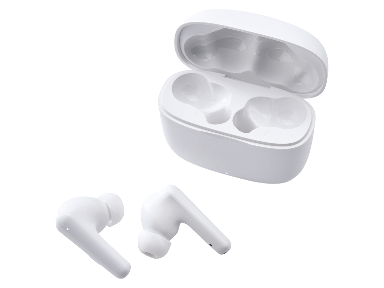 Witte draadloze oordopjes en oplaadcase.