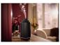 LIVARNO® Ultrasone Aroma Diffuser met rook en licht op houten tafel