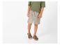 Shorts en t-shirt voor kind met sandalen.