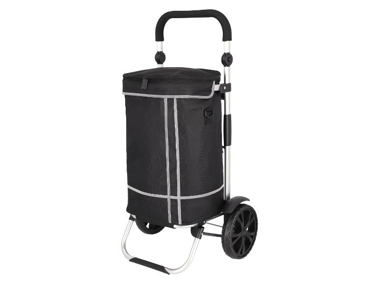 Zwarte boodschappentrolley met handvat en wielen, op een witte achtergrond.