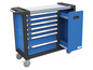 Een blauwe gereedschapswagen met 7 laden en een kast van Güde.