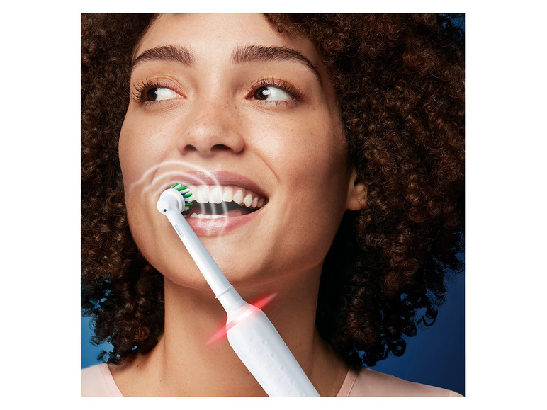 Ga naar volledige schermweergave: Oral-B Elektrische tandenborstel Pro 3 3500 met reisetui - afbeelding 5
