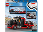 LEGO City racewagentransporter met Formule 1-racewagen en coureurfiguren.