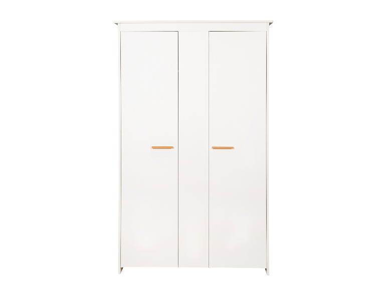 Witte tweedelige kledingkast met houten handgrepen