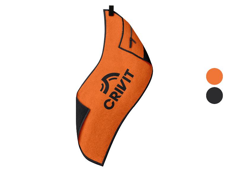 Oranje sporthanddoek met zwart logo en rits