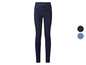 Donkerblauwe skinny jeans voor dames.
