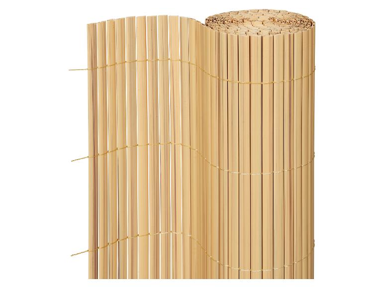 Rol bamboestokken voor schutting of tuindecoratie.