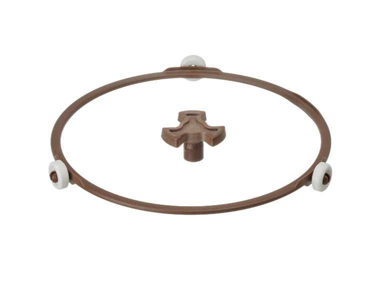 Bruin rond plastic frame met drie witte wieltjes en een centraal bevestigingsstuk.