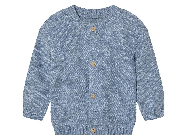 Babyblauwe gebreide cardigan.