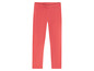Een paar roze leggings.
