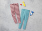 Gestreepte en effen leggings voor kinderen.