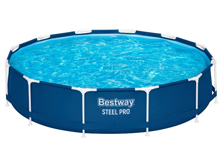 Rond Bestway Steel Pro zwembad, blauw, gevuld met water.