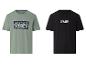 Twee T-shirts met korte mouwen: een groene met de tekst „WORLDWIDE JACK & JONES Essentials SINCE 1990” en een zwarte met de tekst „JACK & JONES”.