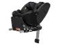 Zwart kinderautostoeltje met ISOFIX-basis en steunpoot, zijaanzicht.