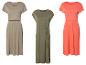 Drie zomerjurken: beige, kaki en koraal.