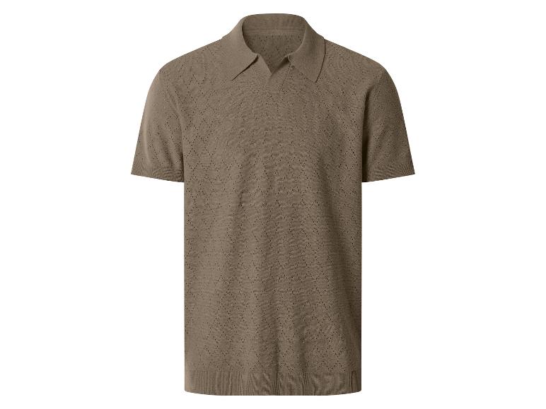 Bruin gebreid poloshirt met korte mouwen en opengewerkt ruitpatroon.