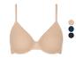 Een beige bh met gladde cups.