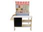 Een houten kindermarktstandaard met een rood-wit gestreept dak, planken en speelgoedvoedsel.