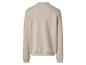 Eenvoudige beige herensweater, achteraanzicht.