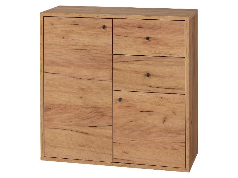 Houten ladekast met twee deuren en drie laden