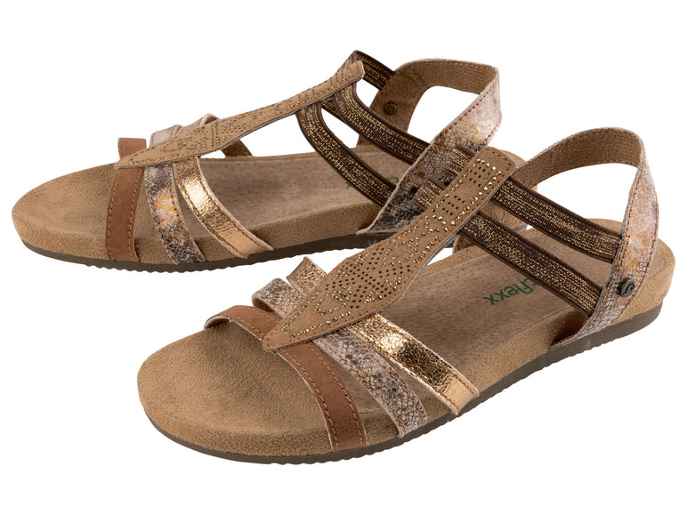 Twee paar bruine sandalen met gespen, van het merk Rieker.