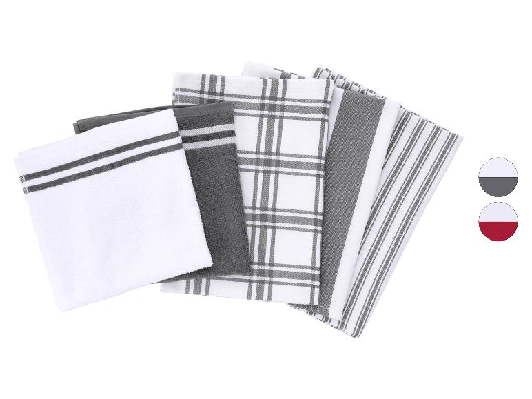 Set grijze en witte keukendoeken met strepen en ruiten
