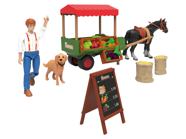 Een speelgoed boerenwagen met een paard, een boer, een hond en een bord met prijzen.