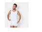 Witte herenondergoed: tanktop en boxershorts.