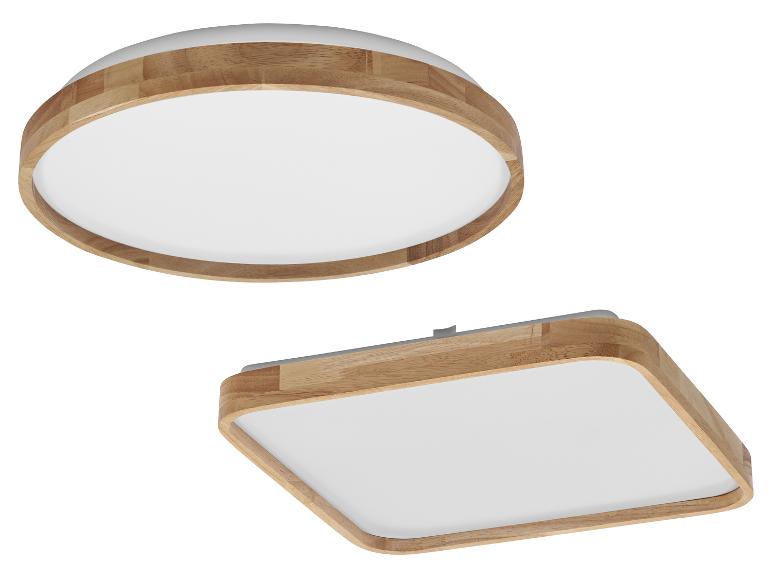 Twee houten en witte plafondlampen, één rond en één vierkant.
